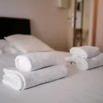 5 Min From Trastevere Rome Chic Apartment