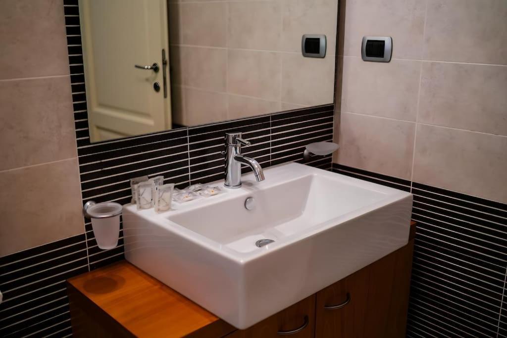 Apartment 5 Min From Trastevere Chic *