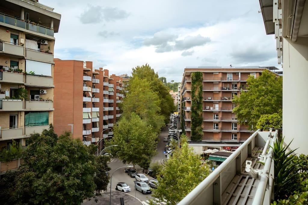Apartment 5 Min From Trastevere Chic Rom